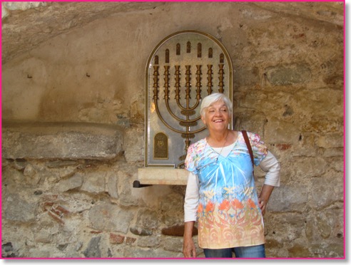 Claire, Girona