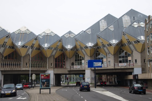 Kube House over bypass